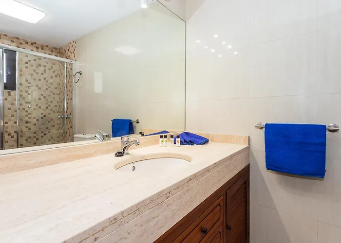 Golden - Pinos * Коста-Тегисе