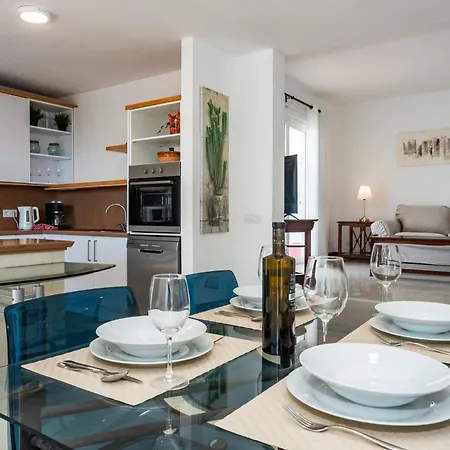 Golden - Pinos Apartment Costa Teguise